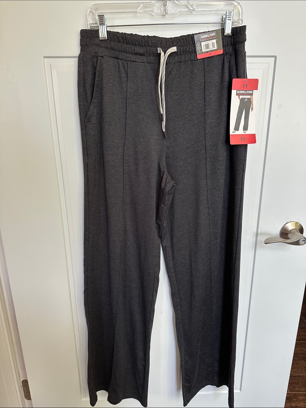NWT Kirkland Signature Women’s Dark Charcoal Drawstring Lightweight Pant M